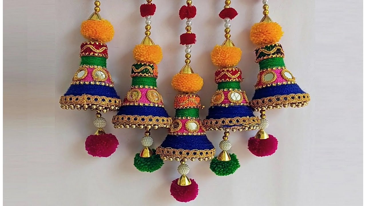 DIY Wall Hanging out of Waste Plastic Bottles | Home Decor