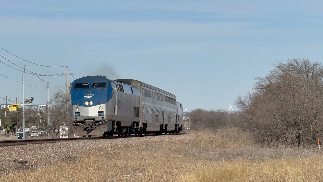Amtrak P42DC 29 Leads #821 Heartland Flyer on 1/19/26
