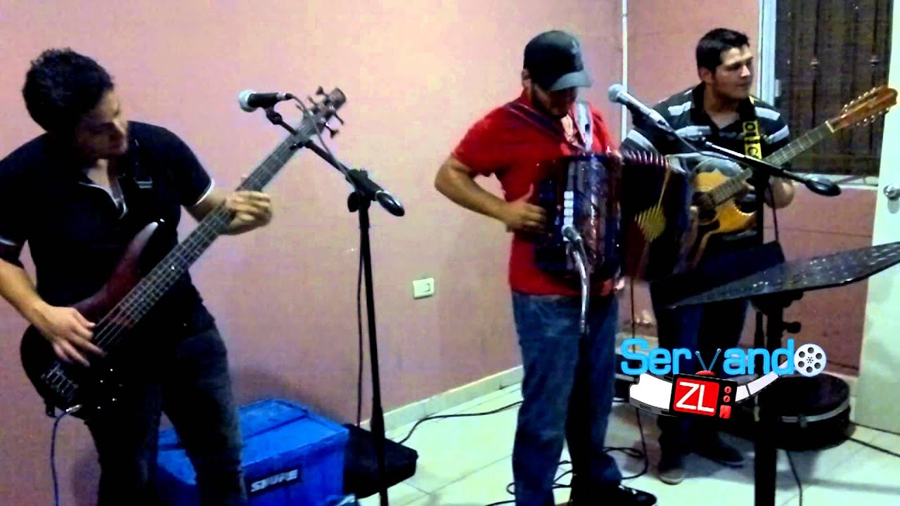 Grupo 360 - El 15cenas (En Vivo 2012)