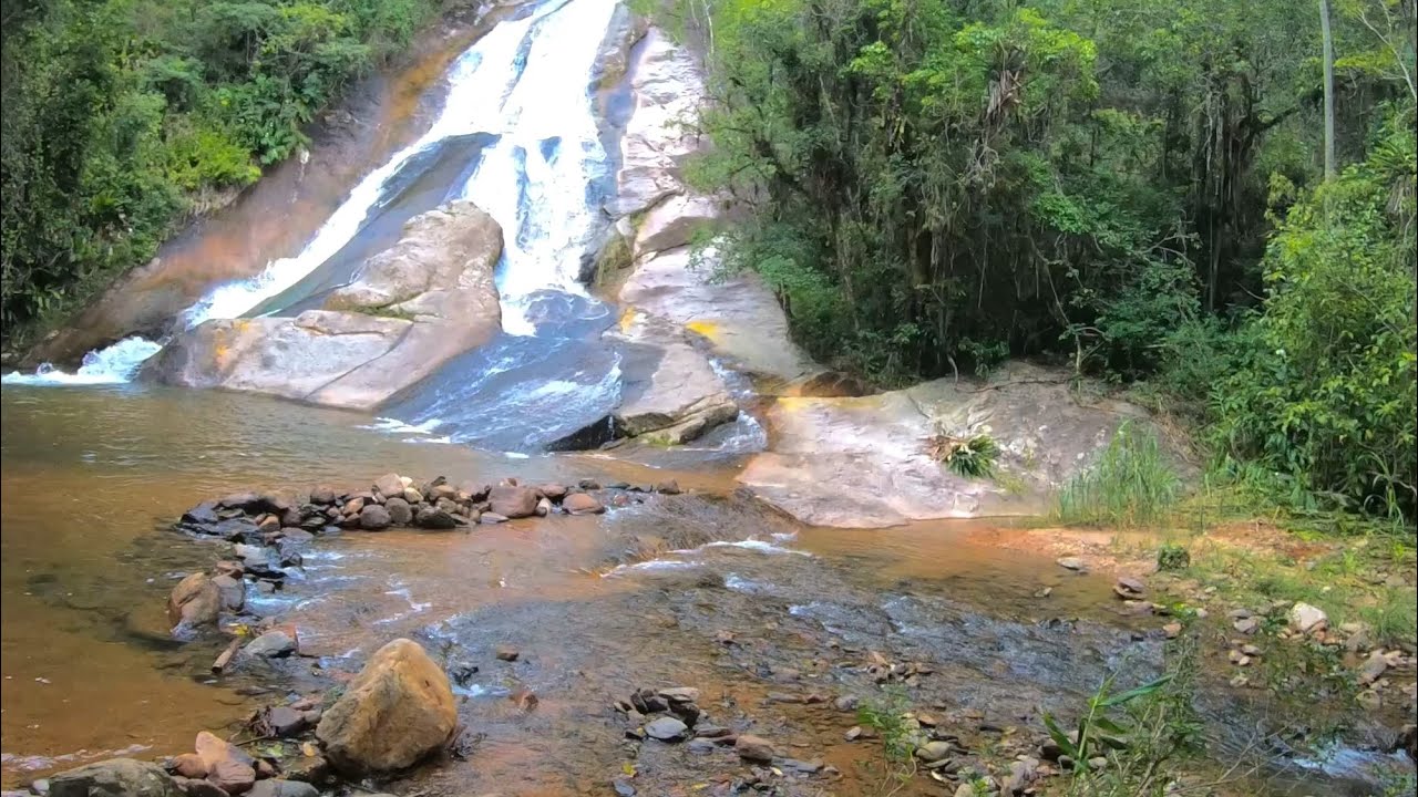 Caçando pedras no rio… #detector #ouro #camping #cachoeira #detectorismo #ametista #acampamento 