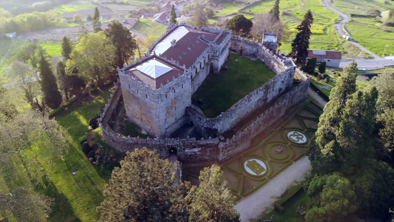 CASTILLO DE SOUTOMAIOR Y HERMITA DA PENEDA