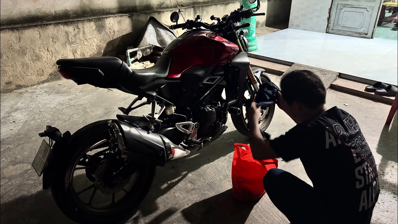 CB300R Hư Tăng Cam & Lợi Ích Khi Làm Khách Hàng V.I.P của Mình | Nhà Khách cách mình cả đi & Về 70km