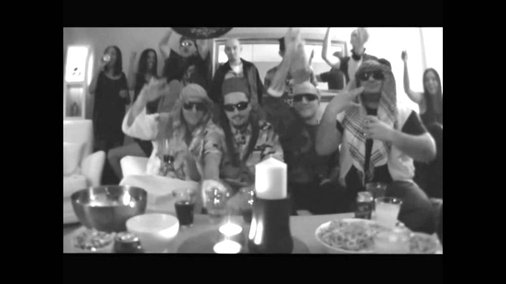 Mir Crew feat. Sanjin, Youthman & Joey Fever - Yu Go! Moom-Bah-Ton