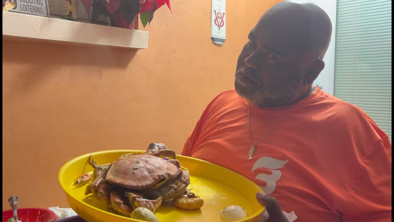 DATE NIGHT WITH THE BRINSON'S #fypyoutube #explorepage #datenight #crabs #seafood