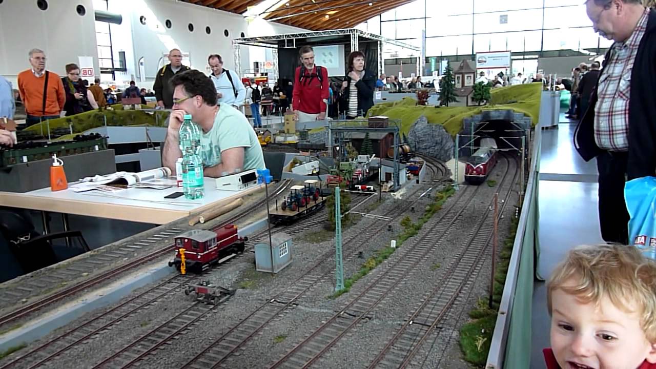 Modellbahn: K&ouml;nigsspur in Karlsruhe