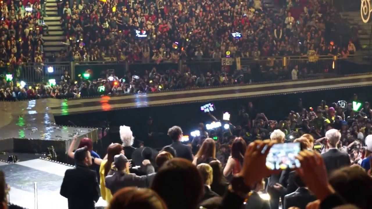 [fancam]MAMA 2013 bigbang danced when stevie wonder was singing