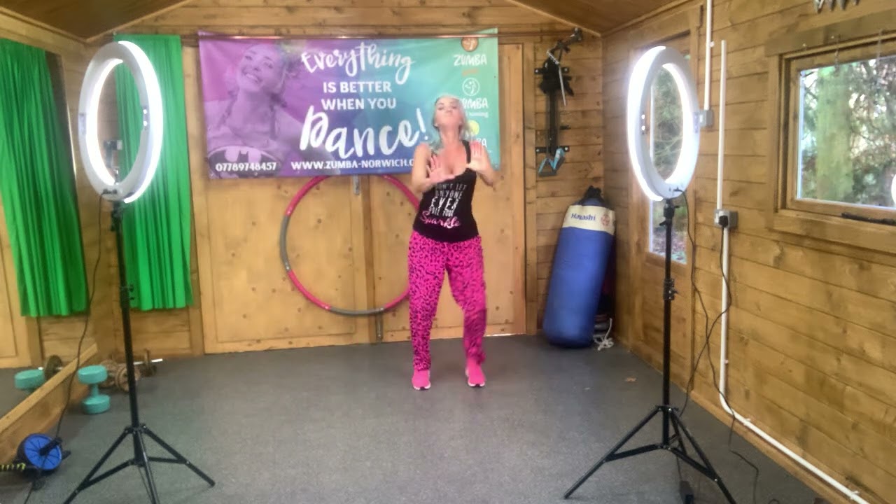 Zumba®️/Zumba®️Gold Cambiaré - Luis Fonsi and Feid 