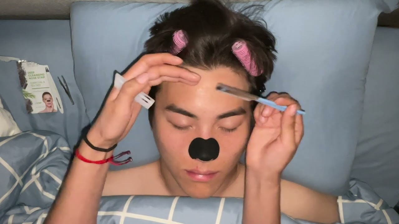 ASMR | PAMPERING MY BOYFRIEND 🌸| face mask, nose strip, hair brushing and massage.💆‍♂️