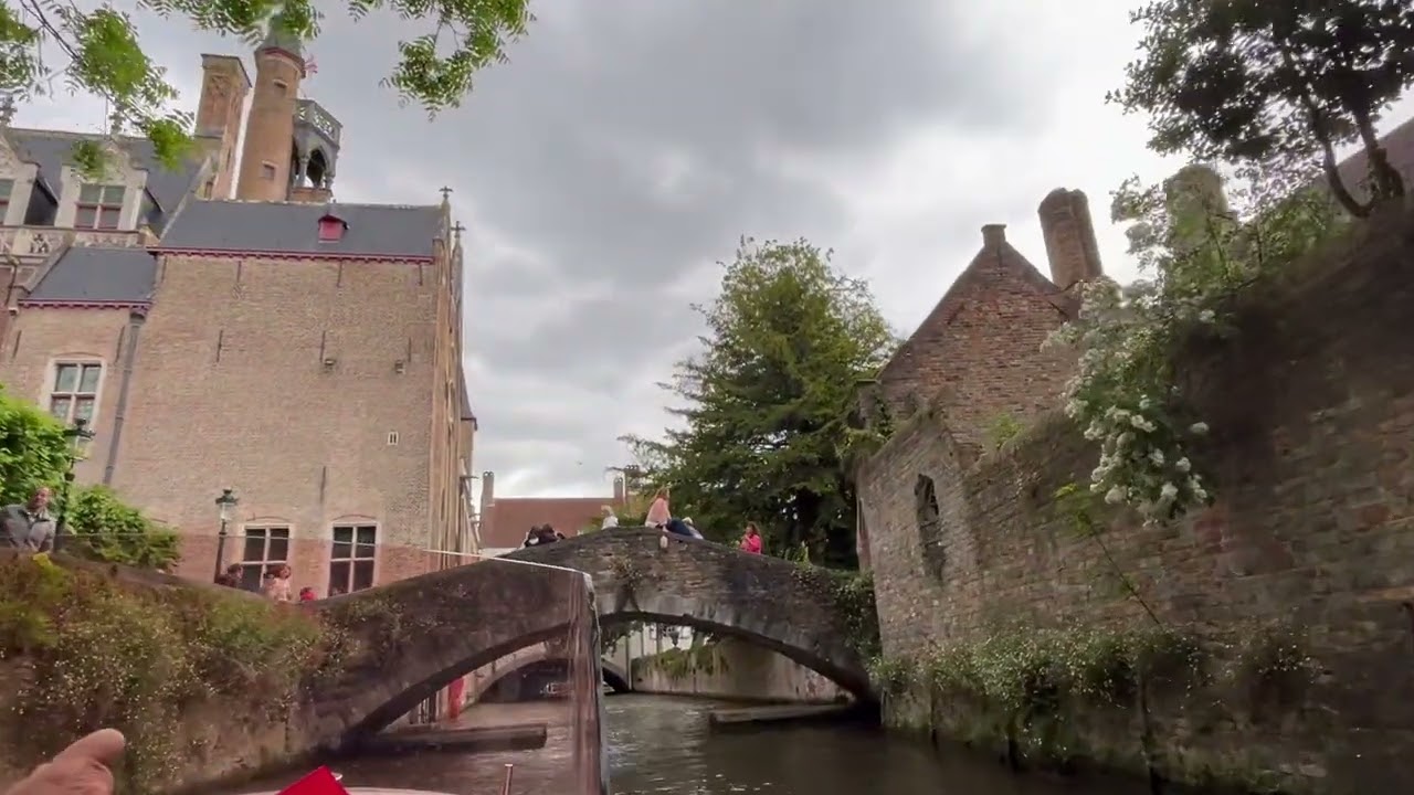 BELGICA BRUJAS 2024  tour guiado y paseo en barco con Patricia
