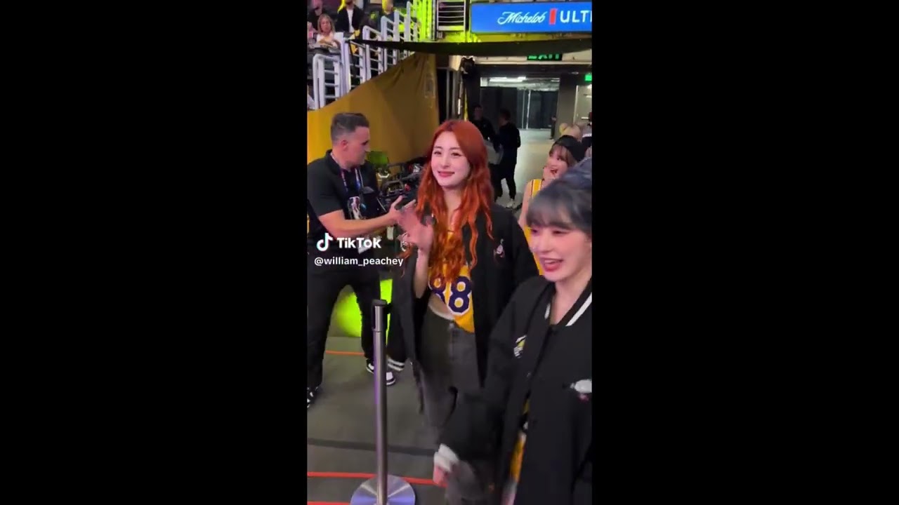 LE SSERAFIM at Lakers Game Clip Compilation