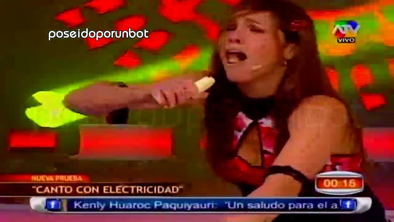 COMBATE: Paloma y Lisset en el Desafio de Canto con Electricidad 27/05/13