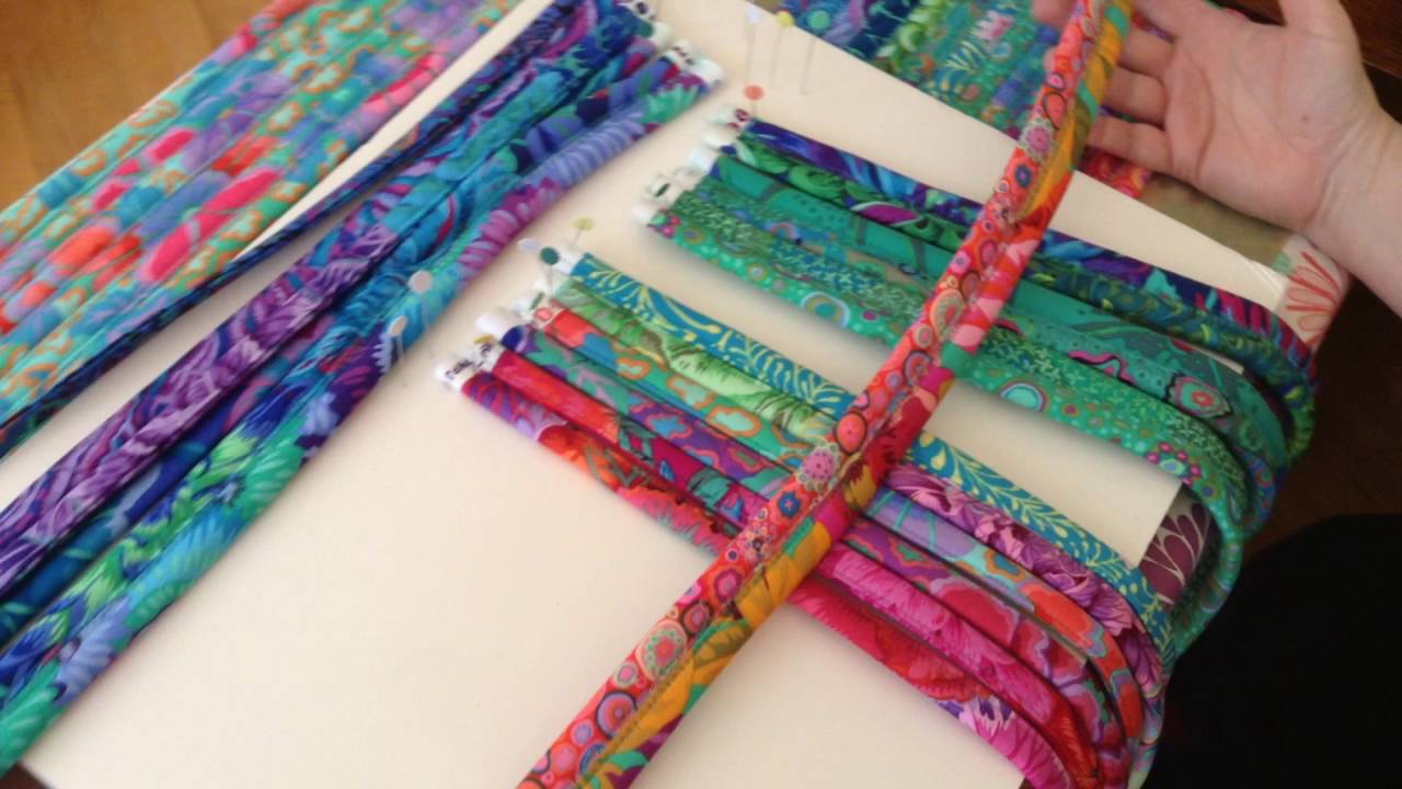 AT608 - 20 Strip Tote Sewing the Strips
