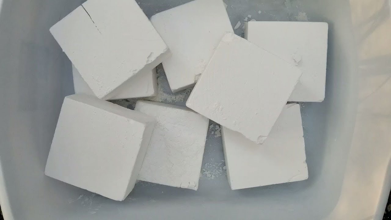Gym Chalk Crumble | Satisfying Asmr