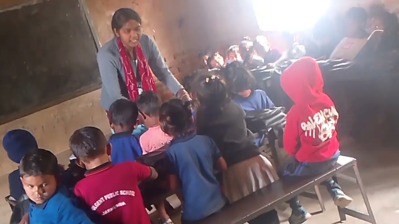 Dece 4 project चरण 2 क्रिया सत्र 24 (ख) ड्राइंग संबंधी क्रिया आयोजित करना 