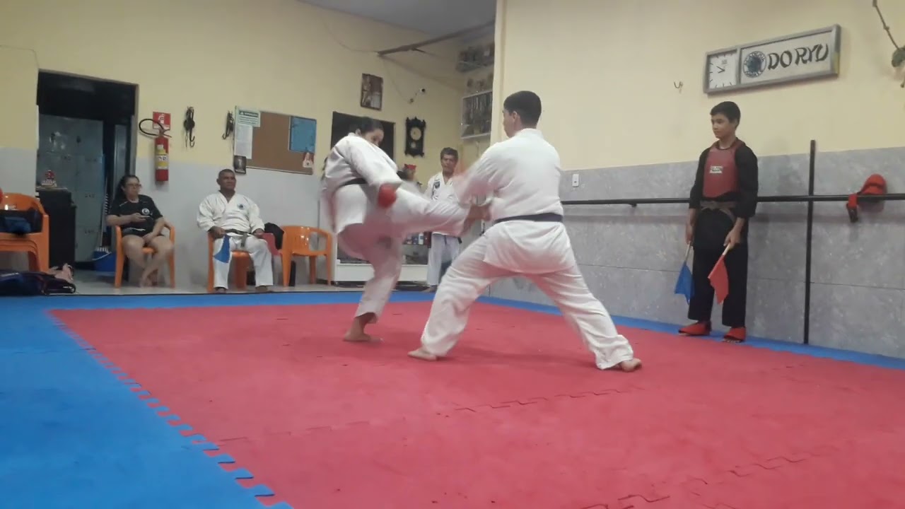 Treinadora Do Ryu X Atleta Do Ryu