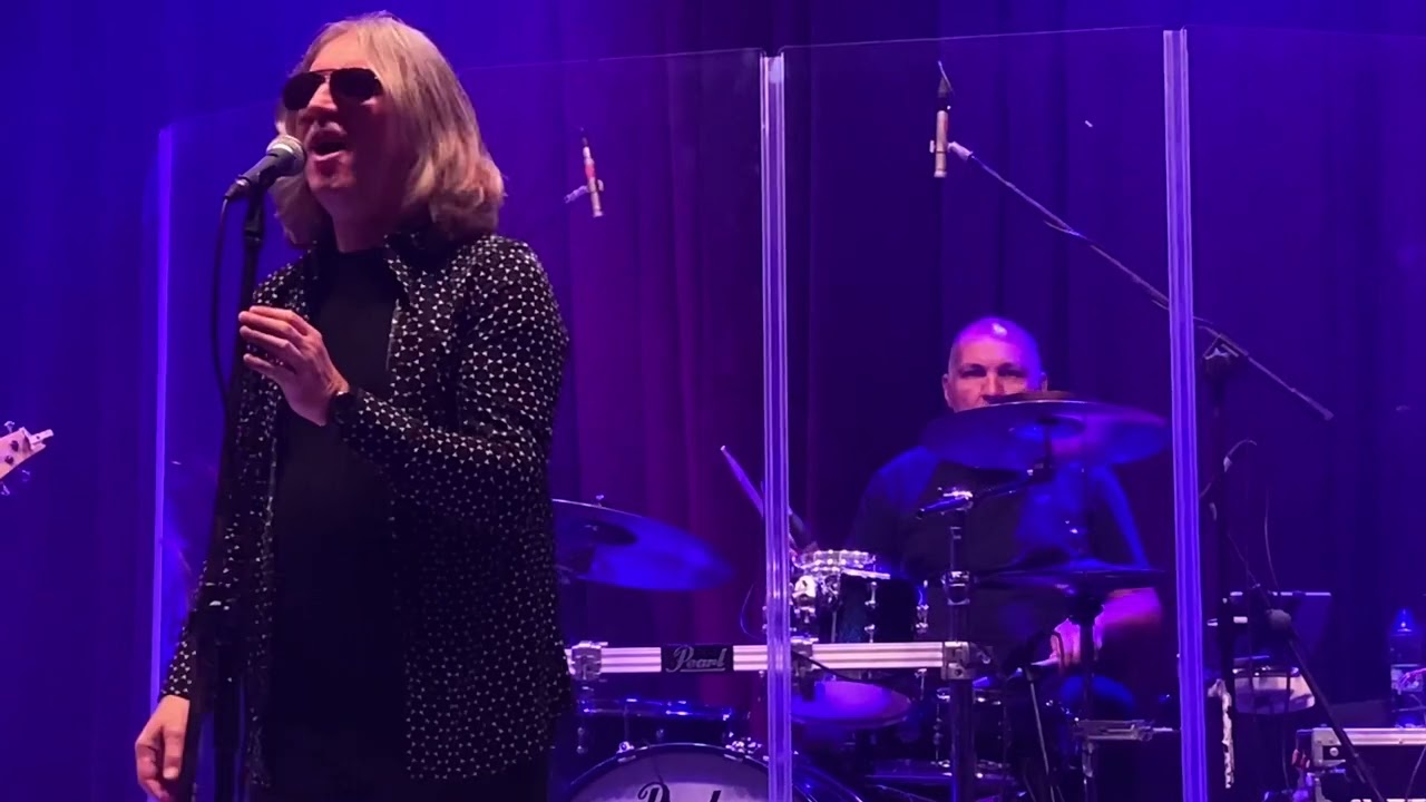 Universe - 🎵Deszczowa nieznajoma🎵 - koncert na rzecz opolskiej Katedry. 22.10.2023