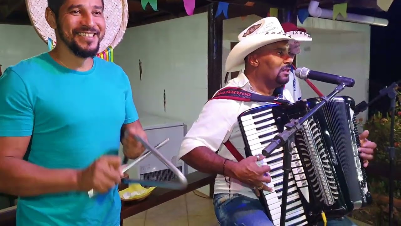 Pedro Marruco arrebenta na sanfona! Adeus Serra das Araras...