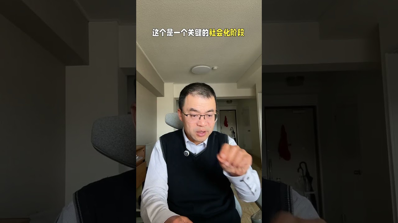 说一个很扎心的细节：日本法律固定宠物狗是不能太早断奶的！