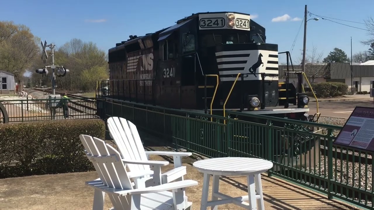 Norfolk Southern Local Train 10 Collierville TN