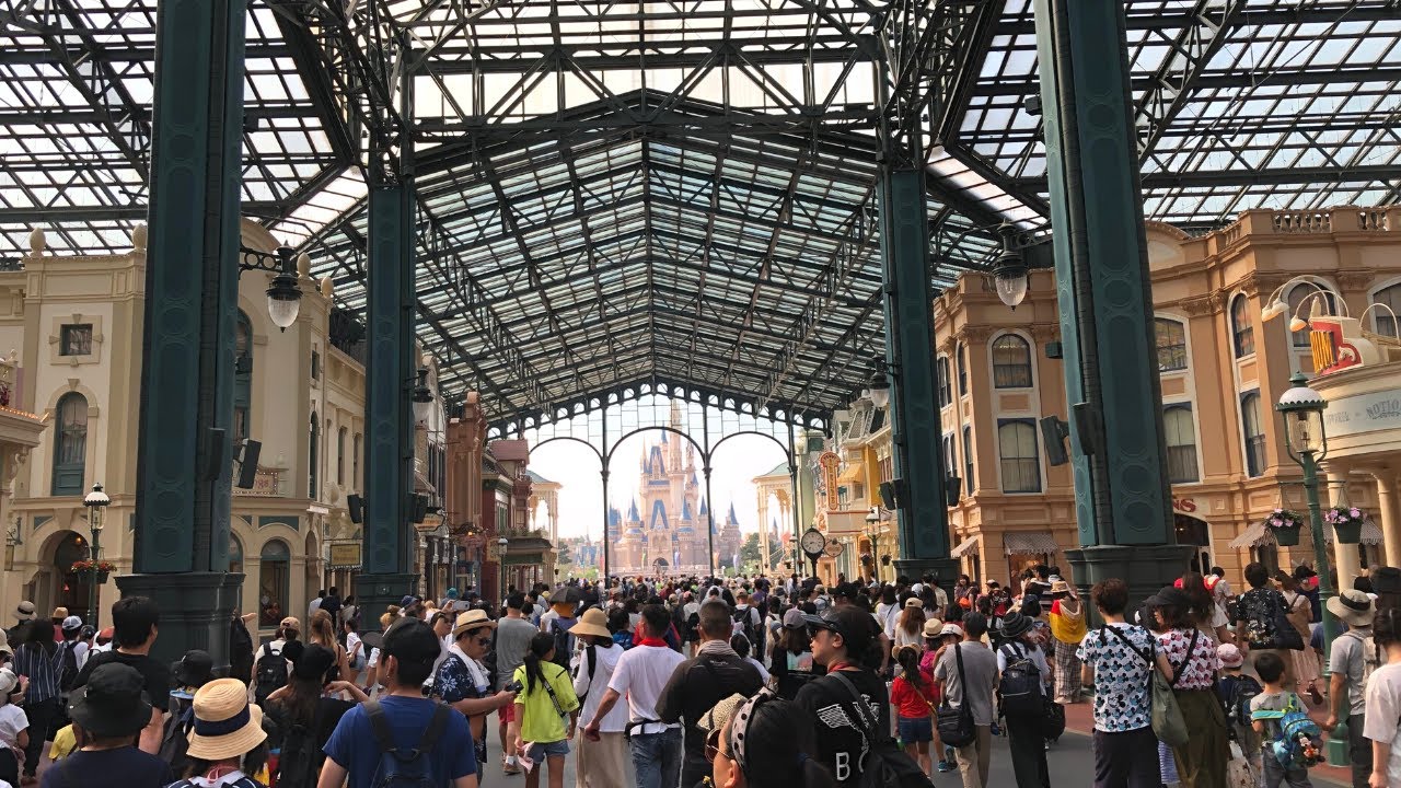 My First Visit to Tokyo Disneyland!! | Travel Day | Checking in at Rembrandt Style Tokyo Nishikasai