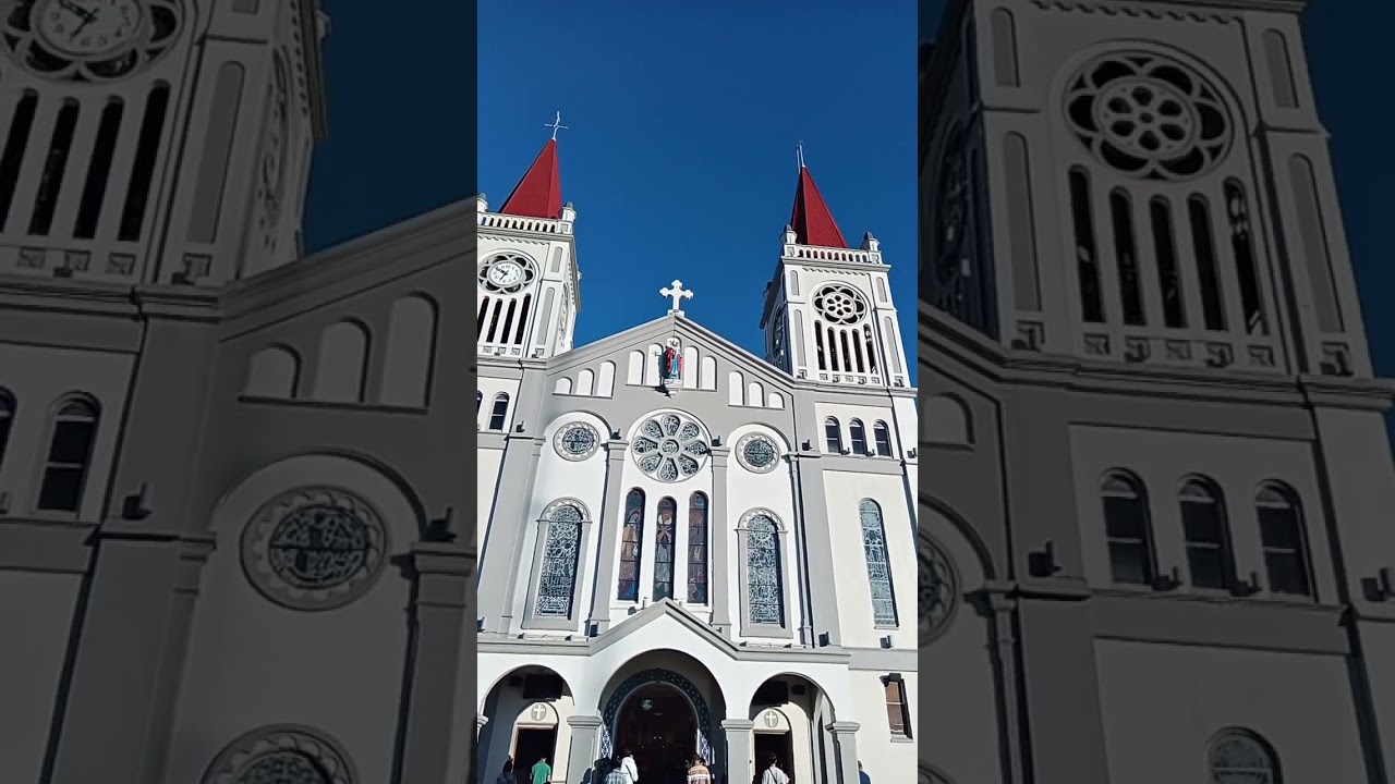 Church bells ringing 