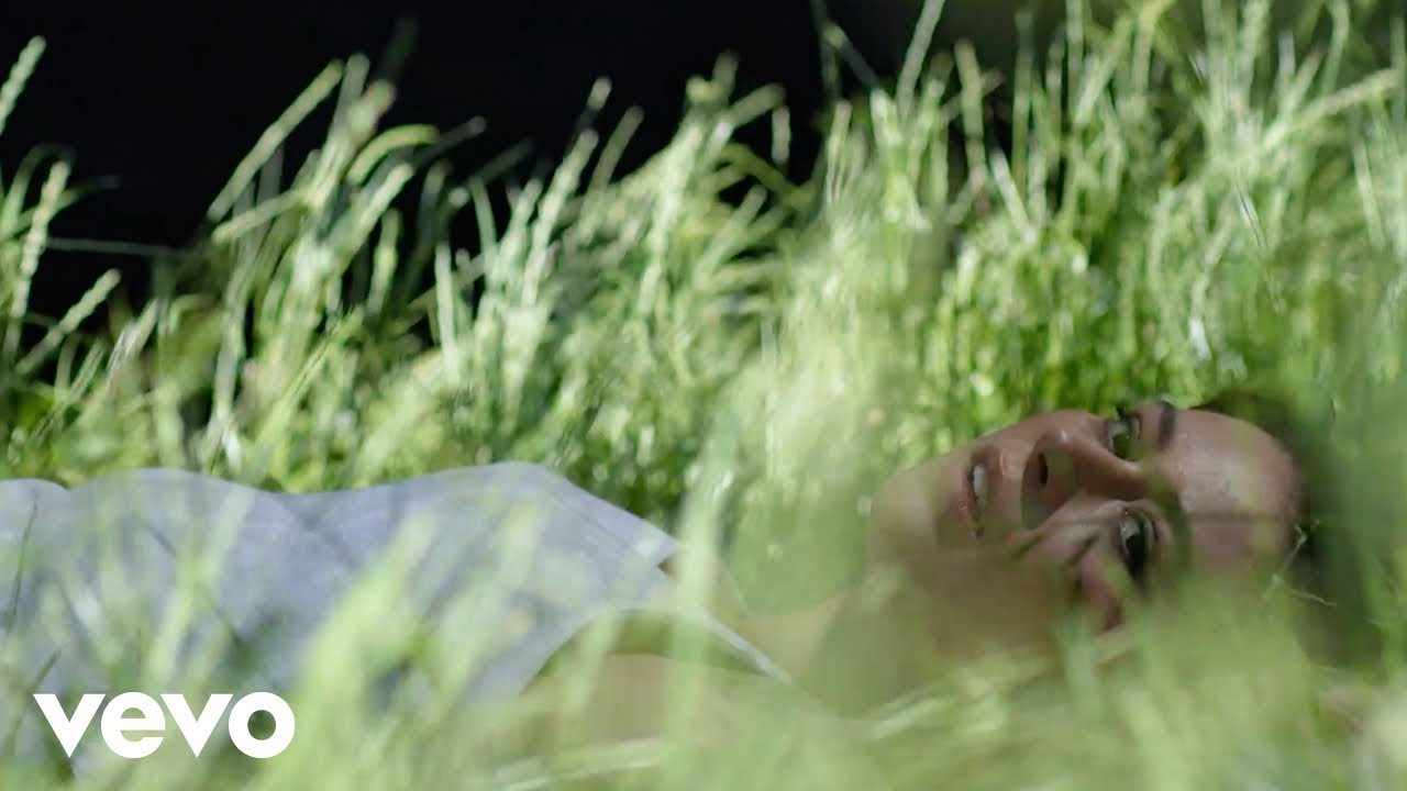 Grace Cummings - Raglan (Official Video)