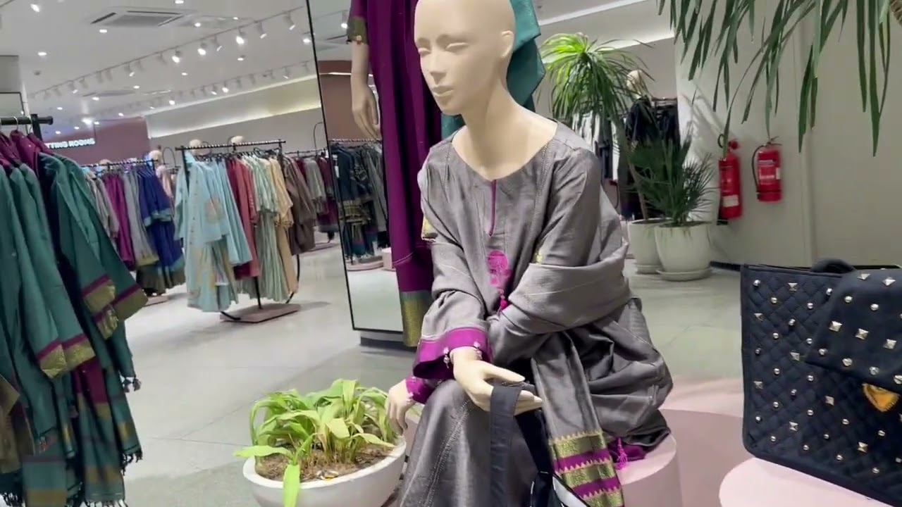 Sana Safinaz Winter Collection 2025 