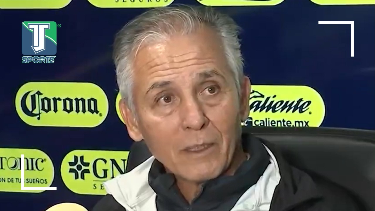 Sergio Bueno sale en defensa de Efraín Juárez y Omar Tapia como los únicos entrenadores mexicanos