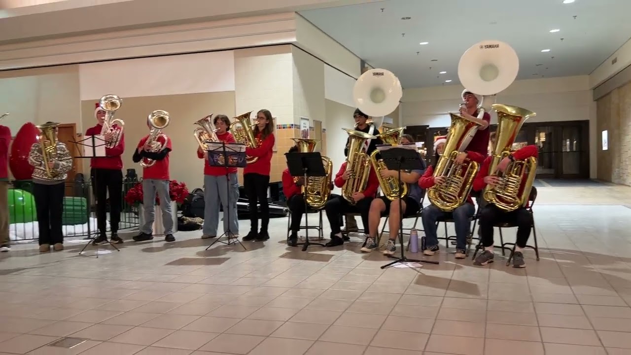 2025 12 22 Lincoln Alumni Band at Valley View Mall Part 5 🎄🎺 | Concerts and Performances