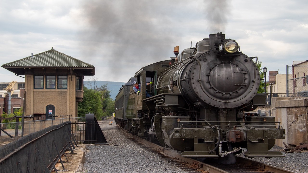 Steamtown National Historic Park (Ft. BLW 26 & NKP 514) (4K)