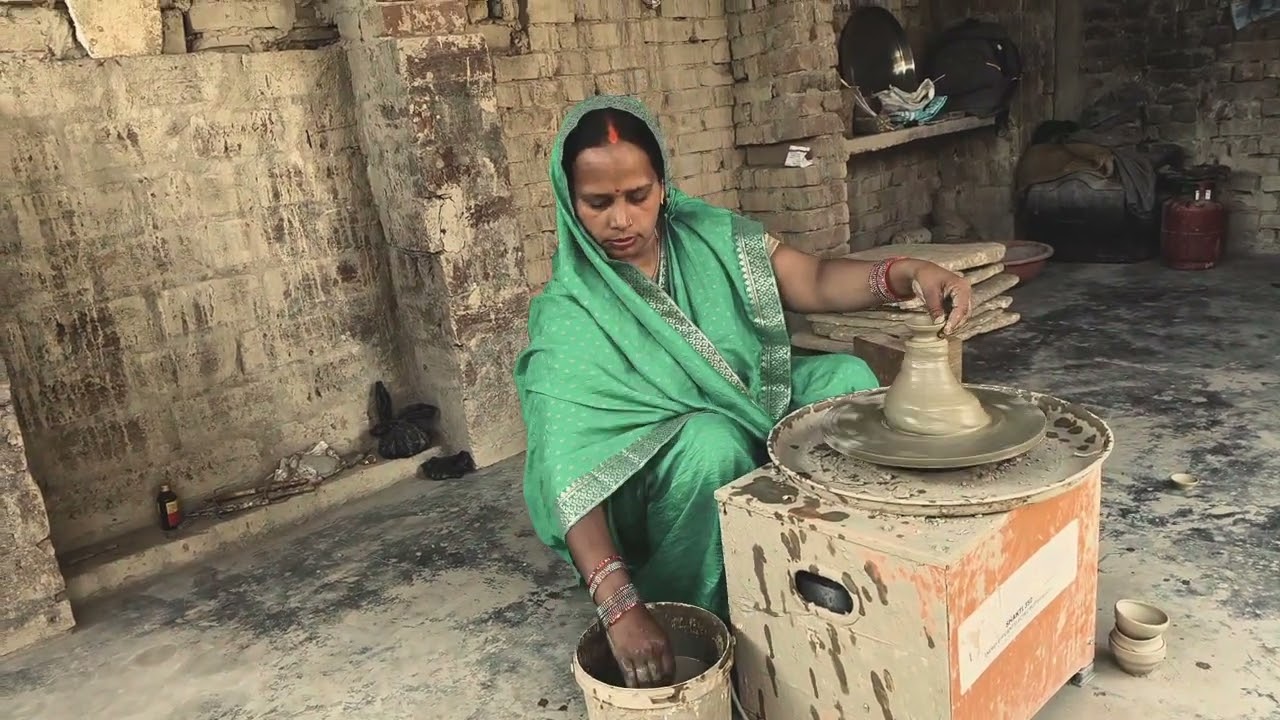 मिट्टी के बर्तन प्लीज दोस्तों लाइक सब्सक्राइब कमेंट करें 🙏🙏