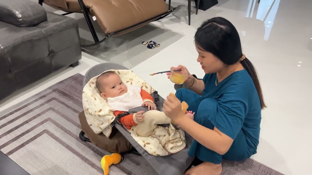 Bánh bao ăn dặm nè 6th13 day