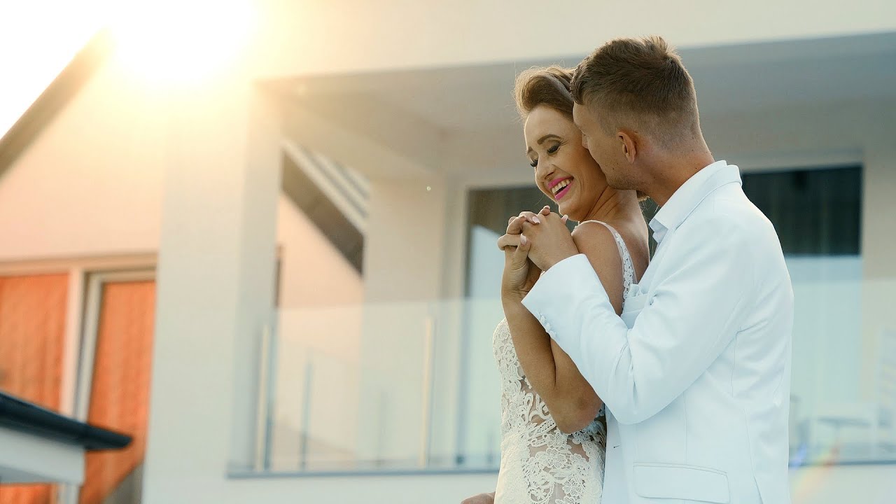 Eszter & Ákos // Esküvői film // Panasonic Lumix S5 // Park Hill
