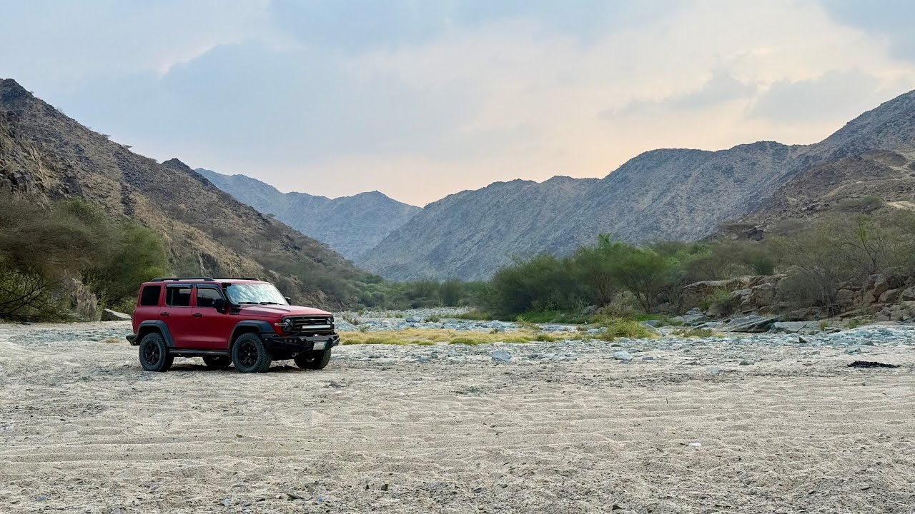 Saudi-Arabia - Tank 300 off road - Baha - Jebel Shada, Wadi Nyra and a WATERFALL !!!