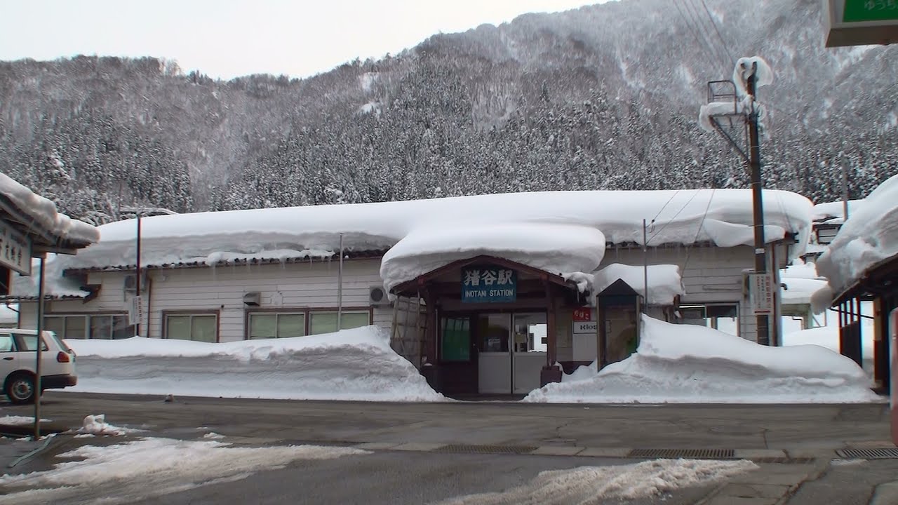 JR西日本 猪谷駅(高山本線) 富山県富山市 Inotani Station. Toyama JAPAN 2012.1.29