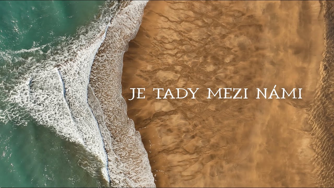 Markéta Irglová & Jihočeská Filharmonie - Je tady mezi námi (Official Video)