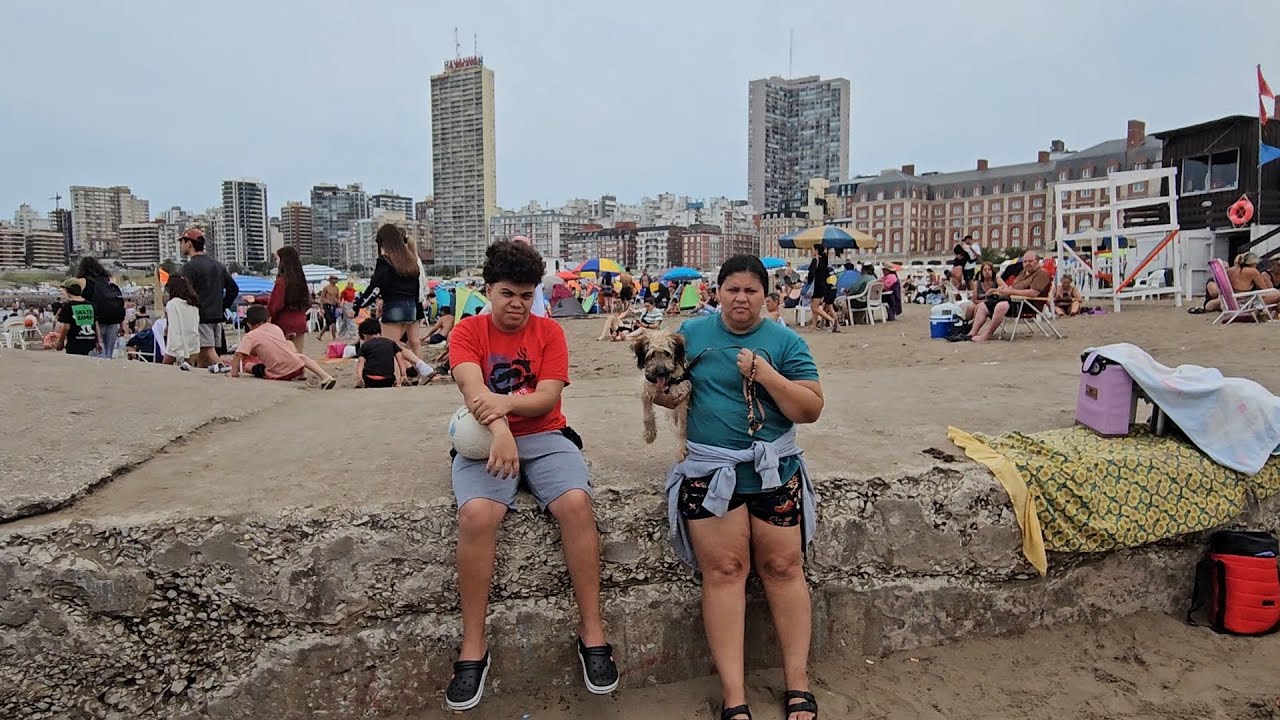 PLAYA DE MAR DEL PLATA - ENERO - VERANO