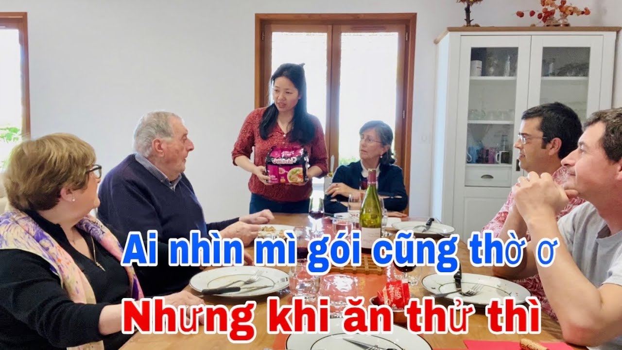 LẦN ĐẦU CHO BA CHỒNG ĂN THỬ MÌ GÓI/PHÁN ỨNG CỦA MỌI NGƯỜI/2 CON TẶNG QUÀ MẸ /MAI LE CUỘC SỐNG Ở PHÁP