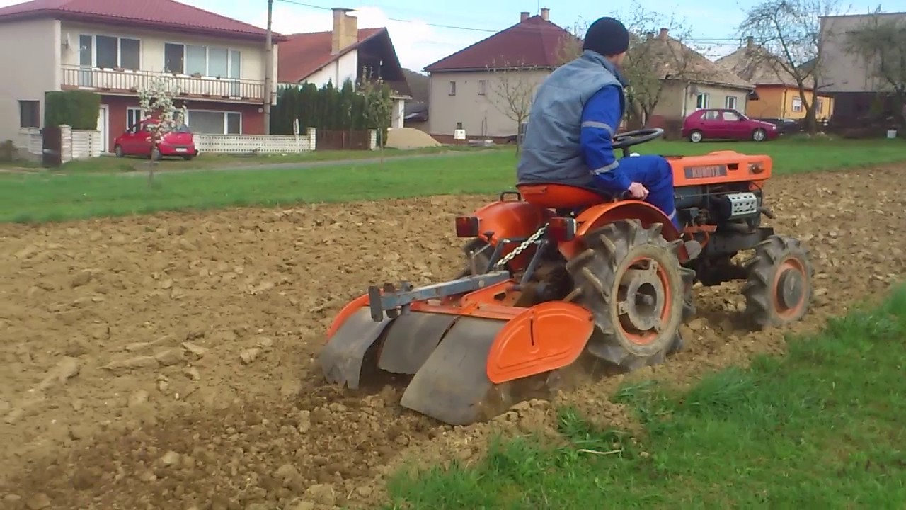 Kubota b6000 rotovator