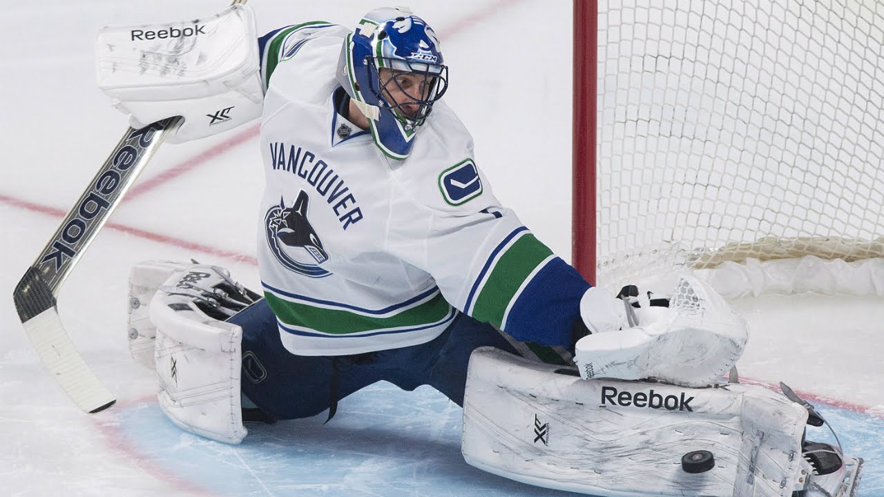 #ThrowbackThursday: Top 5 Luongo Saves as a Canuck