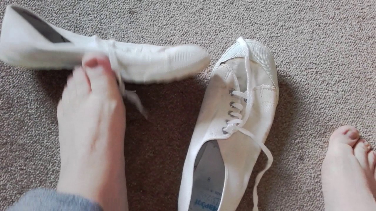 Toe wriggling in my old white Marbot plimsolls