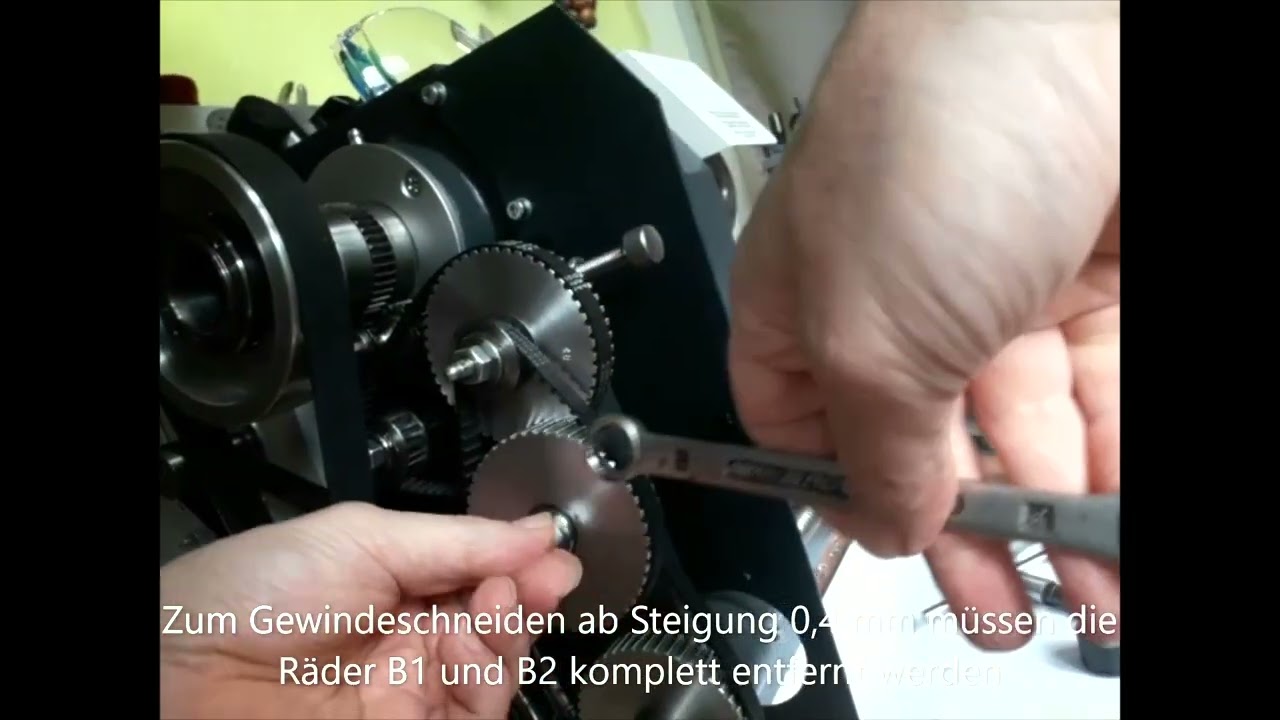 Vorbereitung für das Gewindedrehen auf der Wabeco D6000