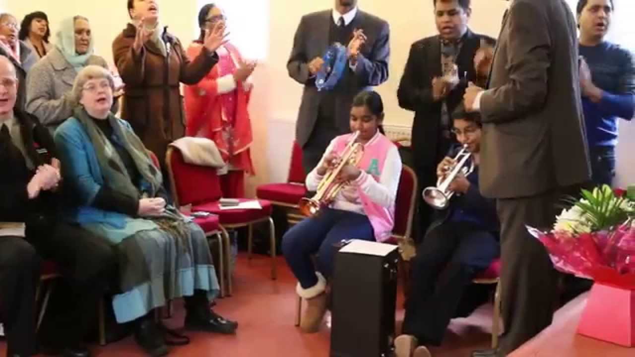 Khudawand Apne Logon Mein Aya Hai