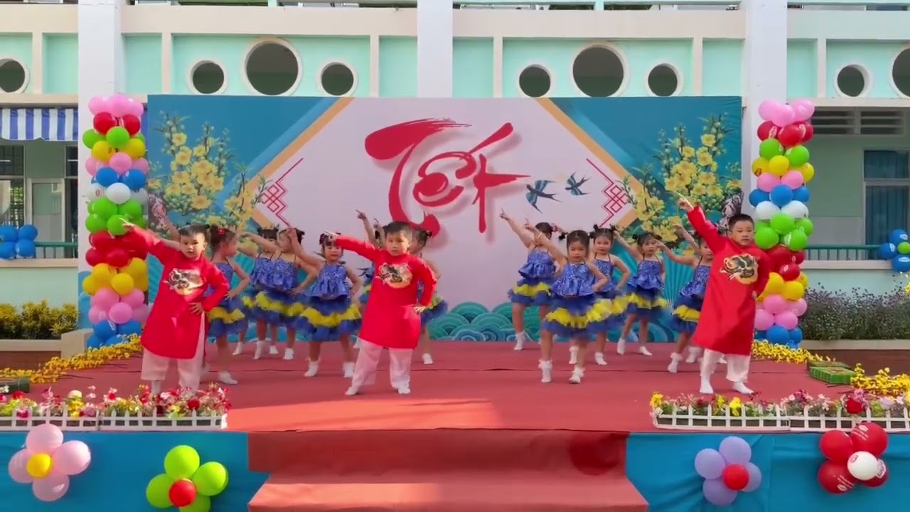 ngày 10 tháng 2, 2026