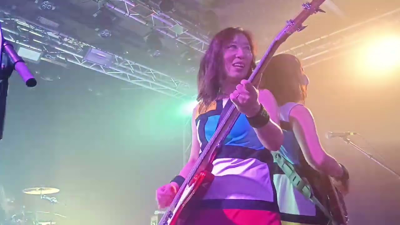Shonen Knife Live Paris le Point Éphémère 20 mai 2025  
