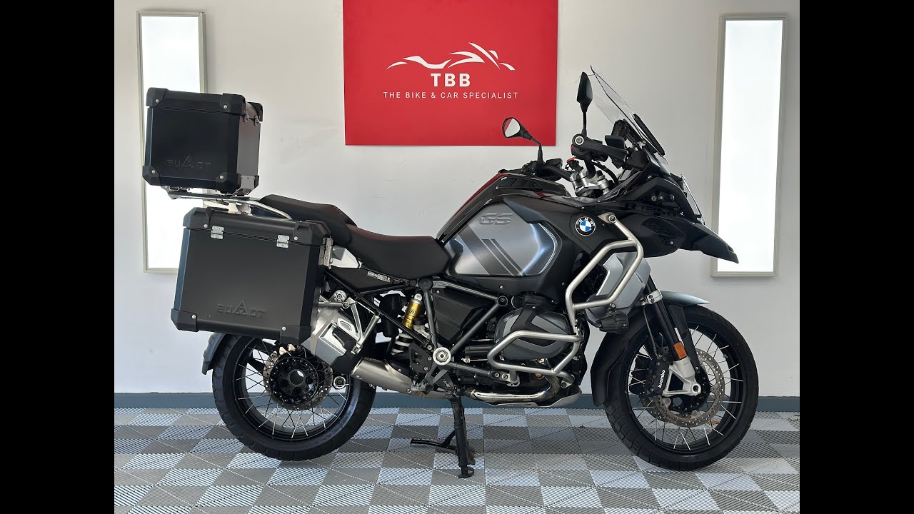 BMW R1250GS Adventure 2022 5600 miles 