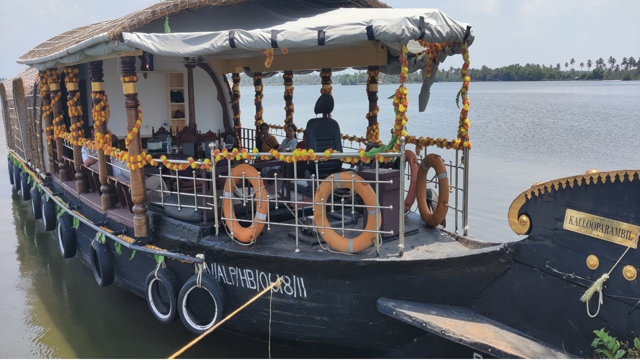A memorable houseboat trip, Kochi, Alleppey, Backwaters