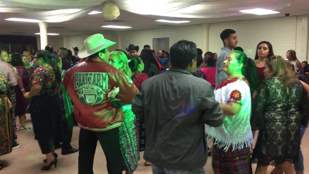 Marimba primaveral de Guatemala con La polka Akateka