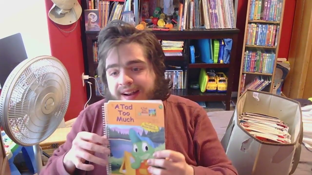 Showing off my brand new LeapPad, and all my LeapPad books (first 2026 video made with Clipchamp)