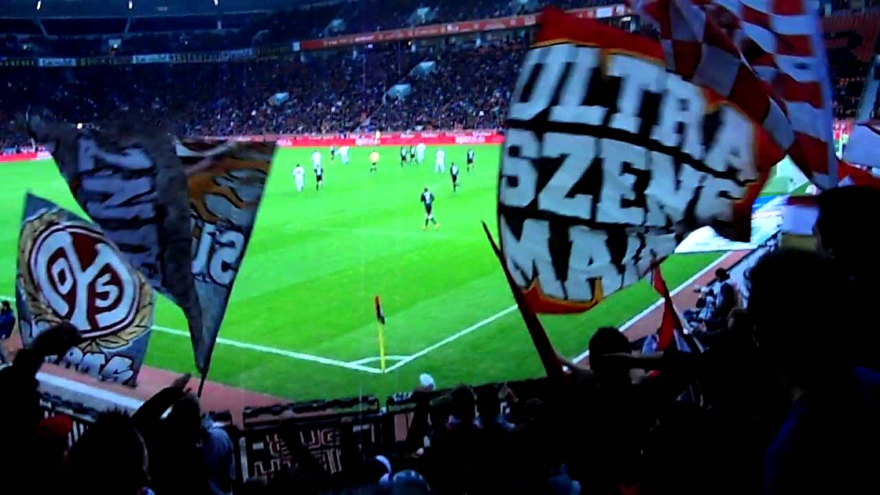 22.1.12 Leverkusen - MAINZ 05 (3:2) Gästeblock Support